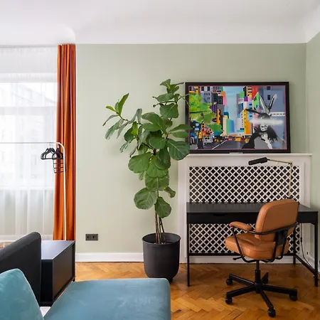 Exclusive 4-bedroom Designer In The Heart Of - 135 Sqm * Riga
