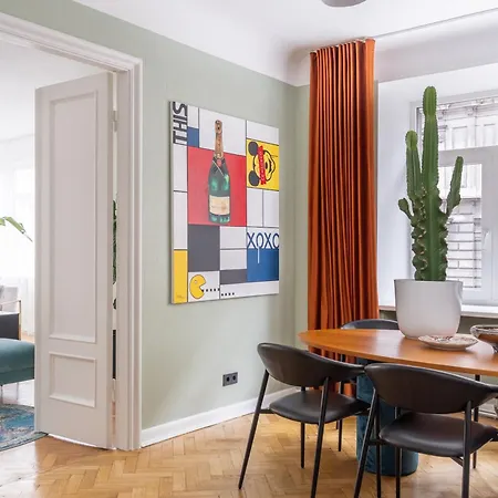 Exclusive 4-bedroom Designer In The Heart Of - 135 Sqm *
